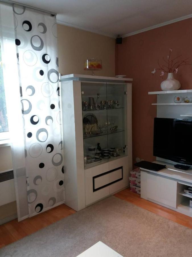 Apartman Lucica Zara Esterno foto