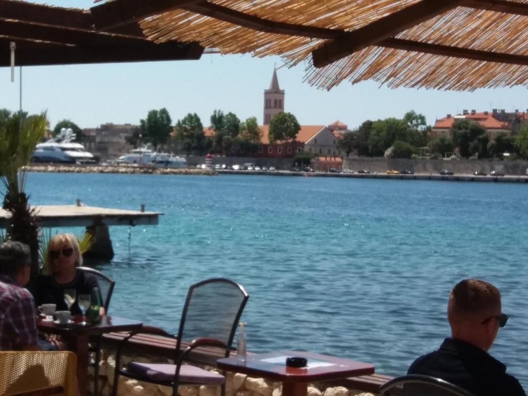 Apartman Lucica Zara Esterno foto
