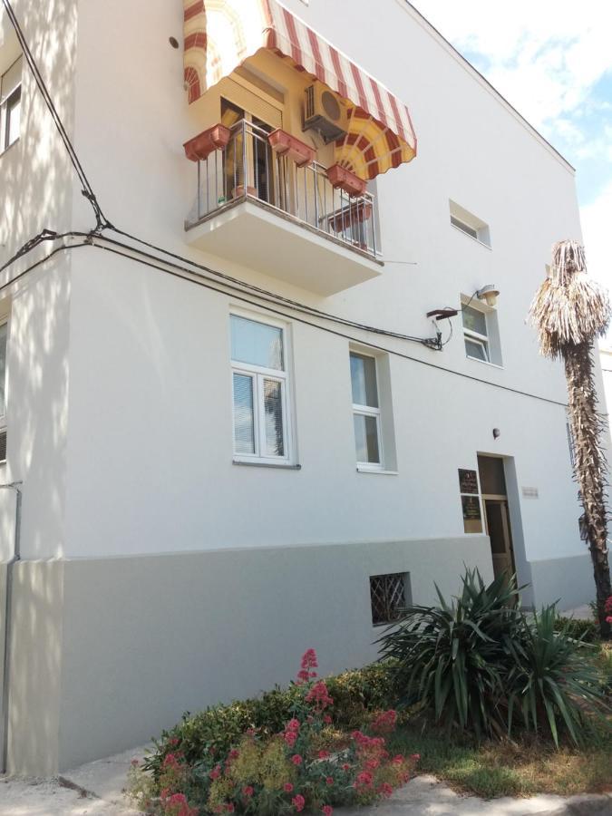 Apartman Lucica Zara Esterno foto