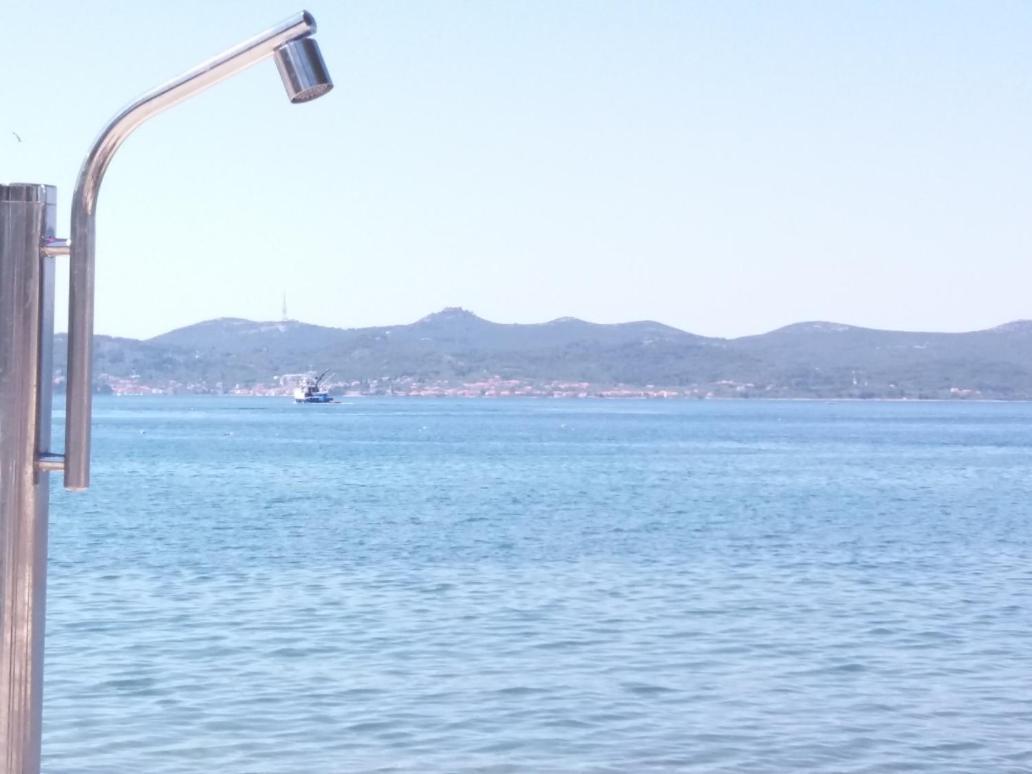 Apartman Lucica Zara Esterno foto