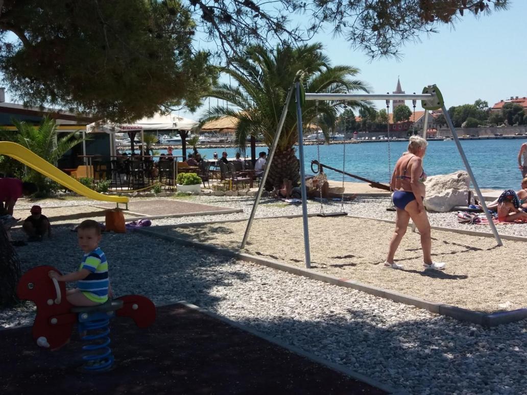 Apartman Lucica Zara Esterno foto